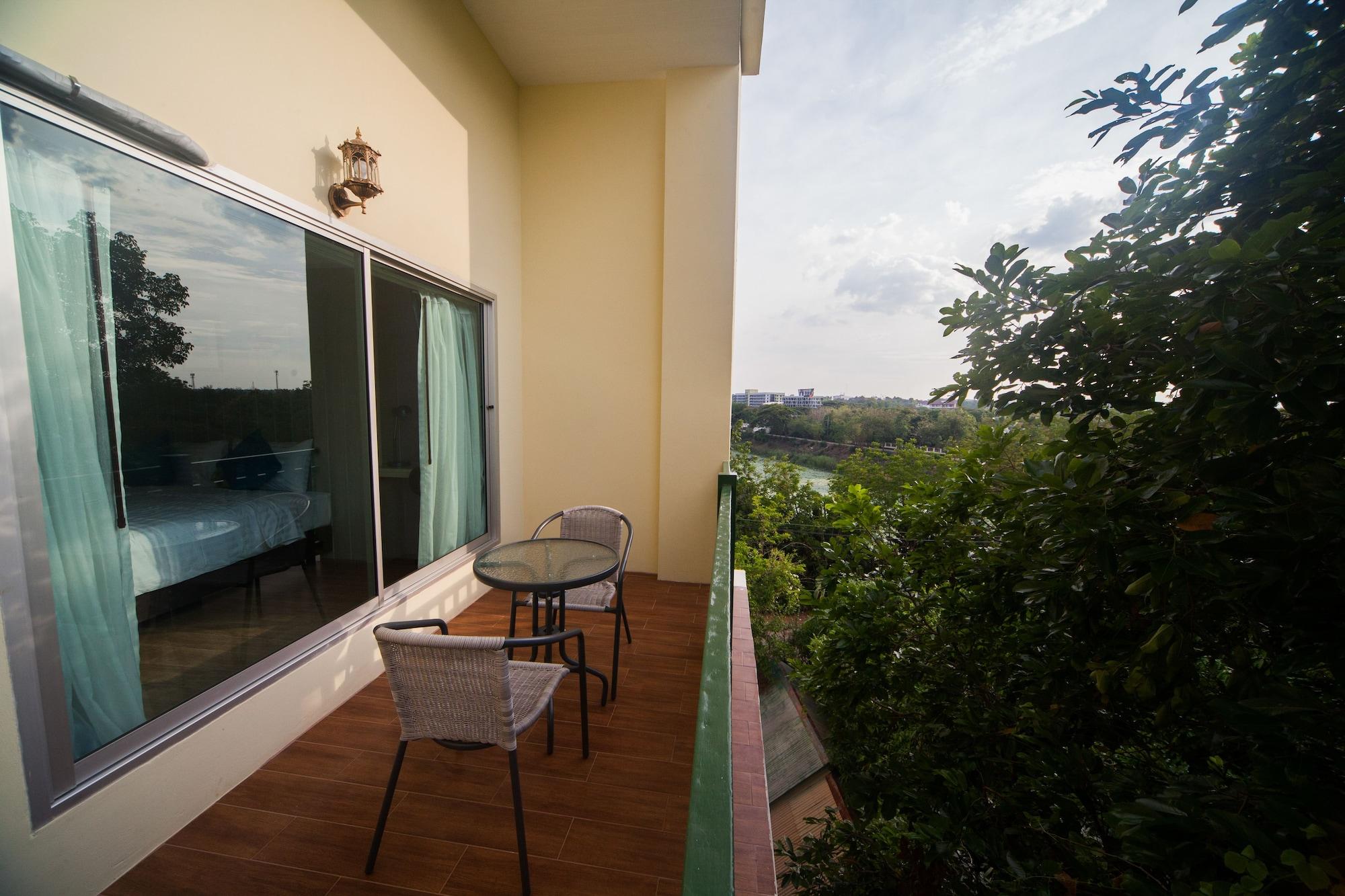 Anchan Laguna Hotel โรงแรมอัญชันลากูน่า Khon Kaen Esterno foto